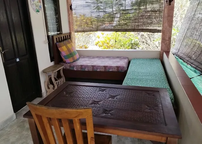 Dr Philo Art Sawah Bed & Breakfast